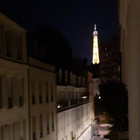 Calme Et Proche Tour Eiffel Apartment Paris Exterior photo